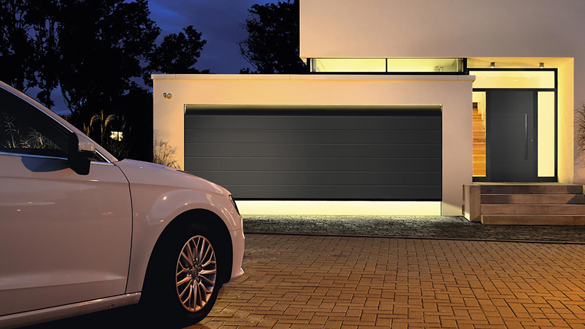 Garagentore MBÖ Bauelemente GmbH, Hillerse